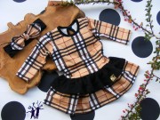 sukienka burberry.jpg