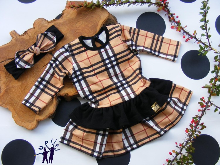 sukienka burberry.jpg
