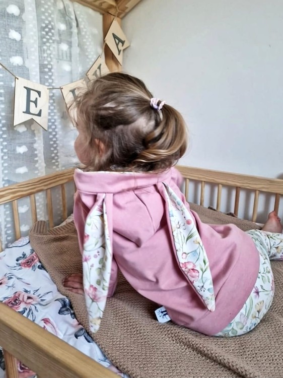bluza z uszami króliczka dla dziewczynki, różowa bluza z uszami