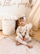 beżowy komplet, bluza oversize i legginsy prążek